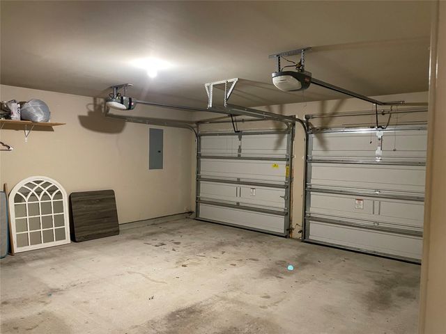 2801 Field Hollow Drive, Pearland, TX 77584