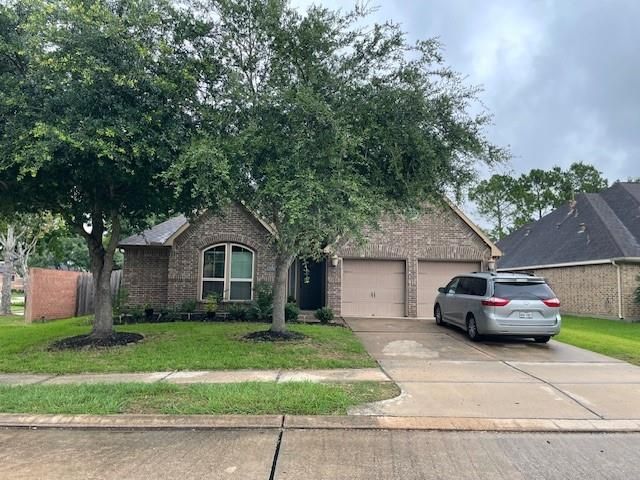 2801 Field Hollow Drive, Pearland, TX 77584