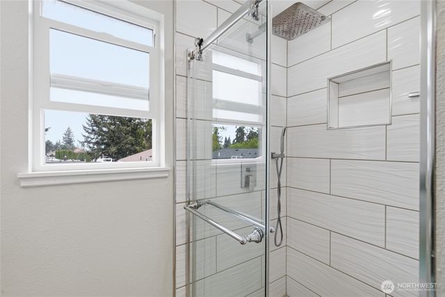 2713 NE 23rd Place, Renton, WA 98056