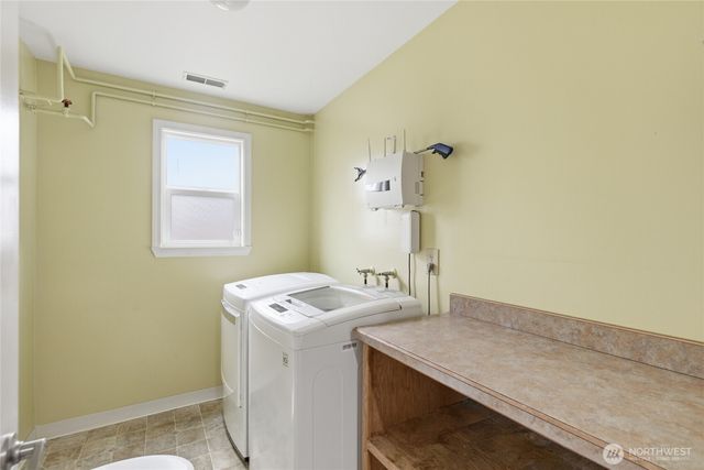 2713 NE 23rd Place, Renton, WA 98056