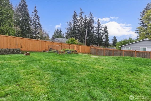 2713 NE 23rd Place, Renton, WA 98056