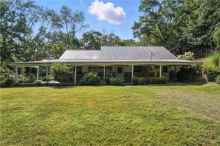 280 Rockdale Rd, Penn Twp, PA 16002