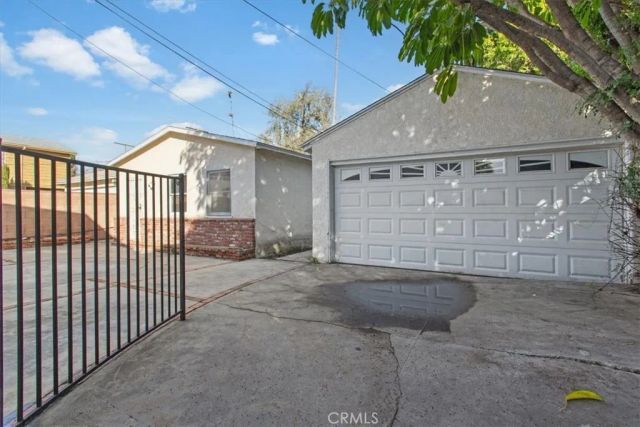 5734 Colfax Avenue, North Hollywood, CA 91601