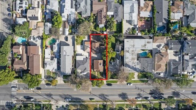 5734 Colfax Avenue, North Hollywood, CA 91601