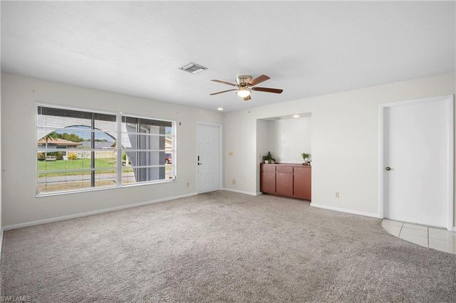 9721 deerfoot DR, Fort Myers, FL 33919