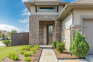 3738 Amoroso Drive, Iowa Colony, TX 77583