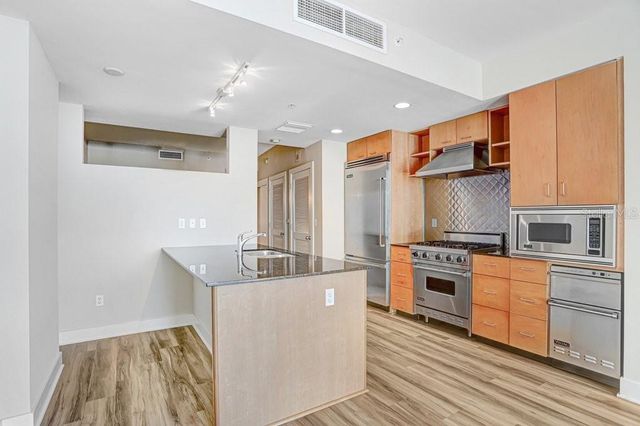 1120 E KENNEDY BOULEVARD 1020, Tampa, FL 33602