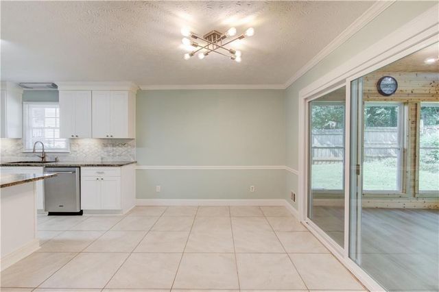 291 Shore Drive, Suwanee, GA 30024