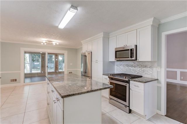 291 Shore Drive, Suwanee, GA 30024