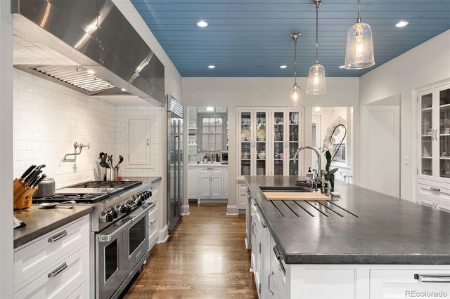 580 Race Street, Denver, CO 80206