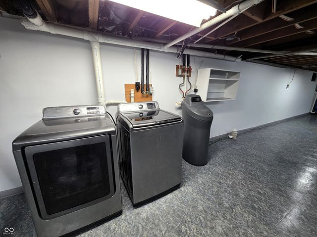 211 Cindy Lane, Crothersville, IN 47229