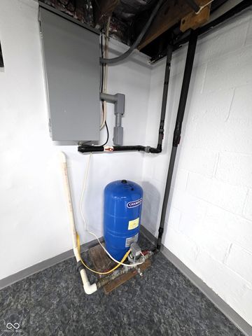 211 Cindy Lane, Crothersville, IN 47229