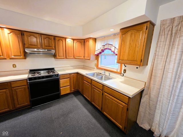 211 Cindy Lane, Crothersville, IN 47229