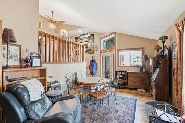 266 Twin Lake Trail, Little Canada, MN 55127