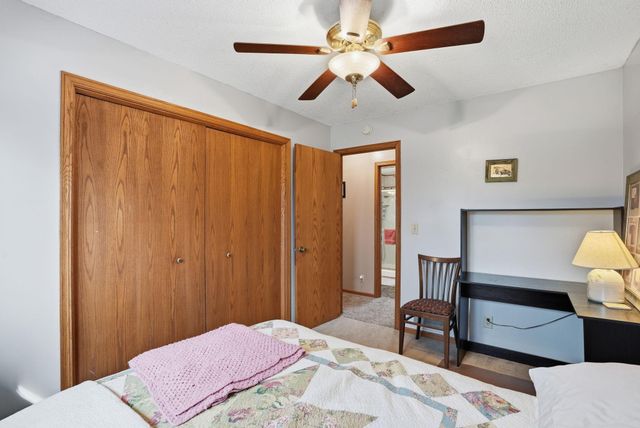 266 Twin Lake Trail, Little Canada, MN 55127