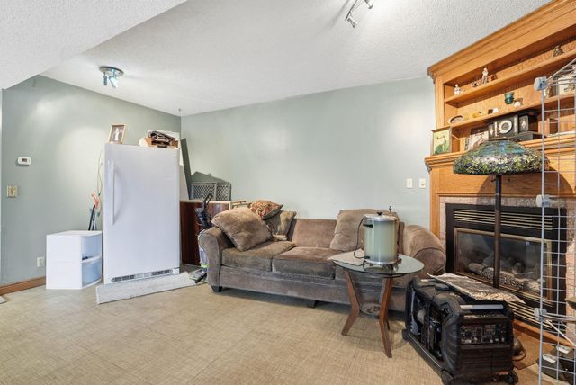 266 Twin Lake Trail, Little Canada, MN 55127