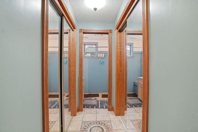 266 Twin Lake Trail, Little Canada, MN 55127