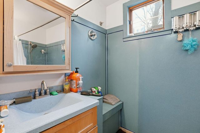 266 Twin Lake Trail, Little Canada, MN 55127