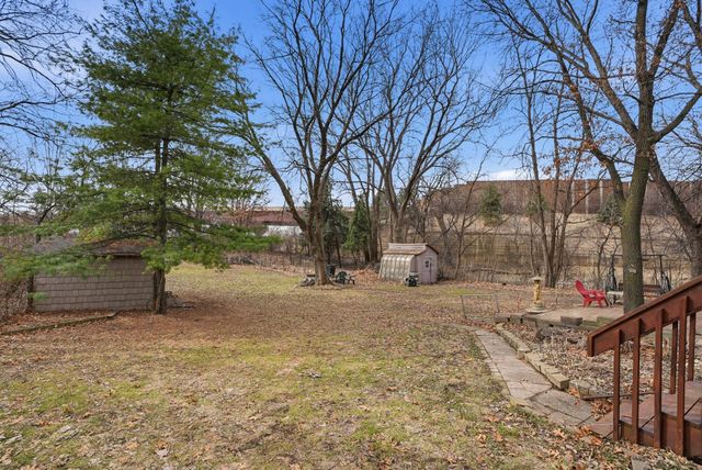 266 Twin Lake Trail, Little Canada, MN 55127