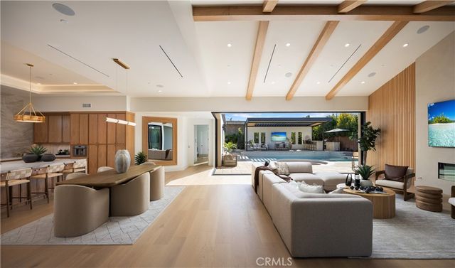 1453 Galaxy Dr, Newport Beach, CA 92660