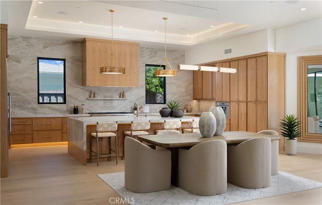 1453 Galaxy Dr, Newport Beach, CA 92660