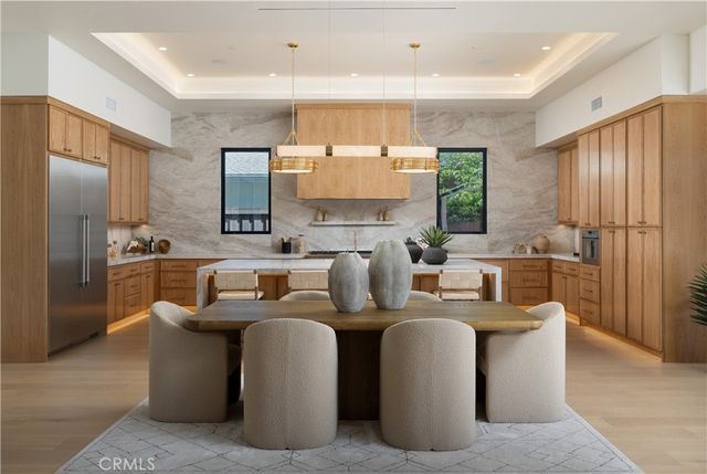 1453 Galaxy Dr, Newport Beach, CA 92660