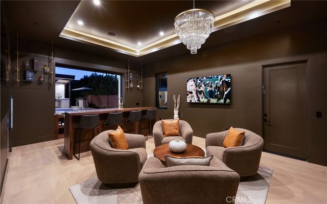 1453 Galaxy Dr, Newport Beach, CA 92660