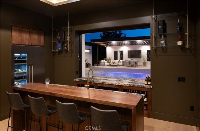 1453 Galaxy Dr, Newport Beach, CA 92660