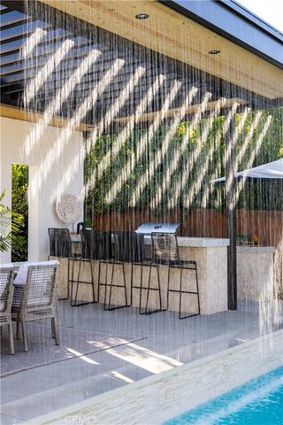 1453 Galaxy Dr, Newport Beach, CA 92660