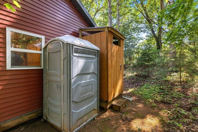 E6889 GUTH ROAD, Weyauwega, WI 54983