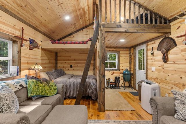 E6889 GUTH ROAD, Weyauwega, WI 54983