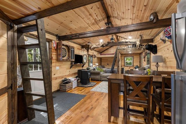 E6889 GUTH ROAD, Weyauwega, WI 54983