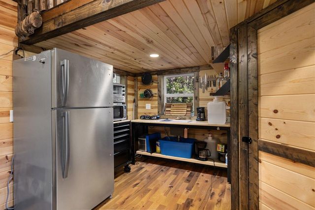 E6889 GUTH ROAD, Weyauwega, WI 54983