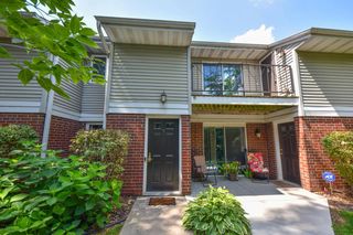 W168N11062 Ashbury CIRCLE #7, Germantown, WI 53022