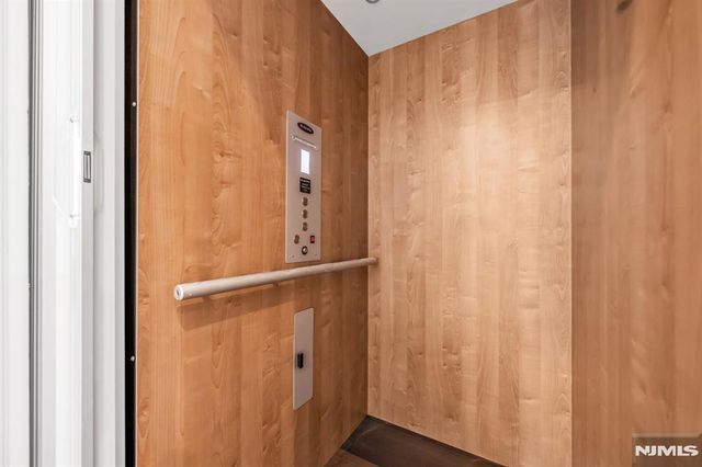 19 Gabriel Court 19, Paramus, NJ 07652