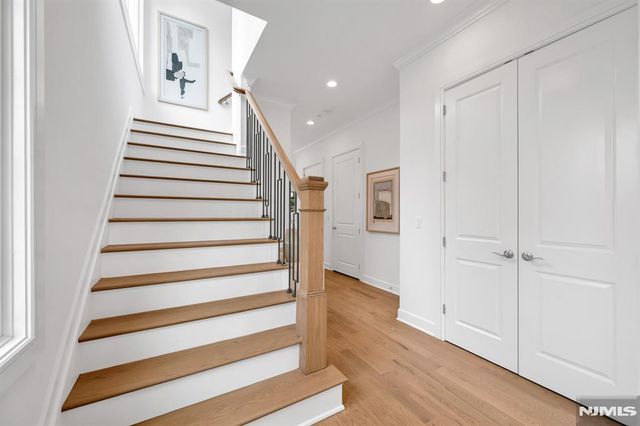 19 Gabriel Court 19, Paramus, NJ 07652