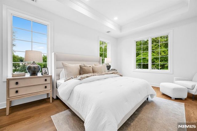 19 Gabriel Court 19, Paramus, NJ 07652