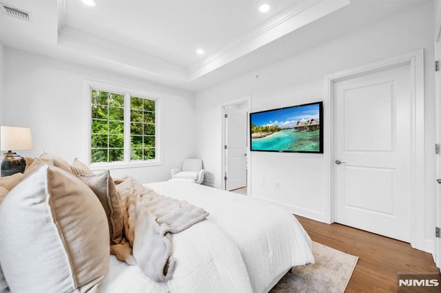 19 Gabriel Court 19, Paramus, NJ 07652