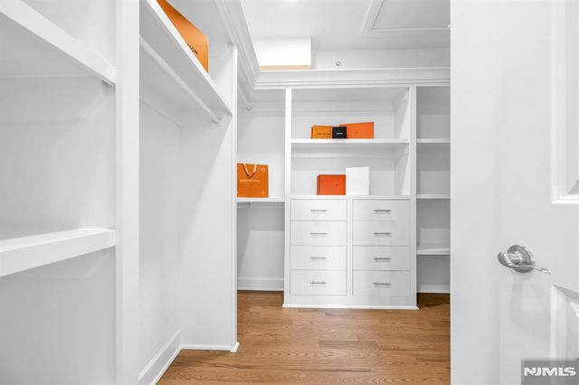 19 Gabriel Court 19, Paramus, NJ 07652