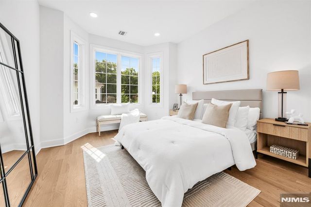 19 Gabriel Court 19, Paramus, NJ 07652