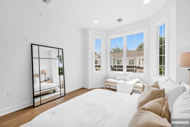 19 Gabriel Court 19, Paramus, NJ 07652