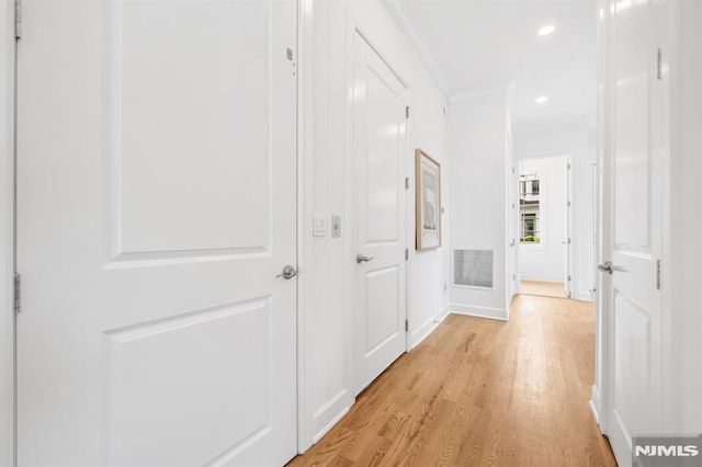 19 Gabriel Court 19, Paramus, NJ 07652