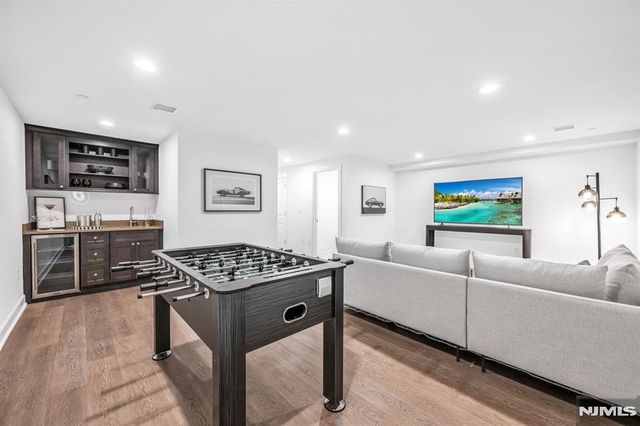 19 Gabriel Court 19, Paramus, NJ 07652