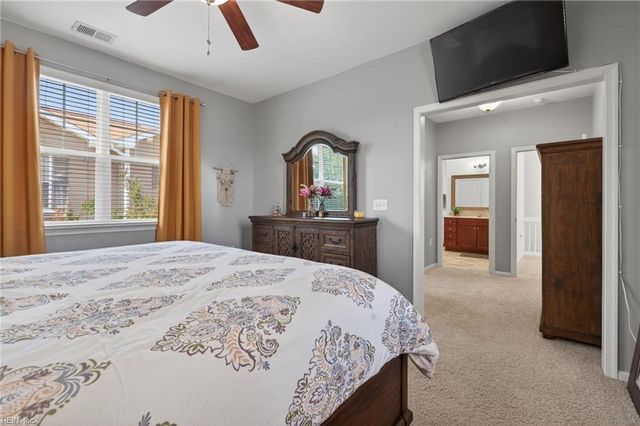729 Lacy Oak DR, Chesapeake, VA 23320