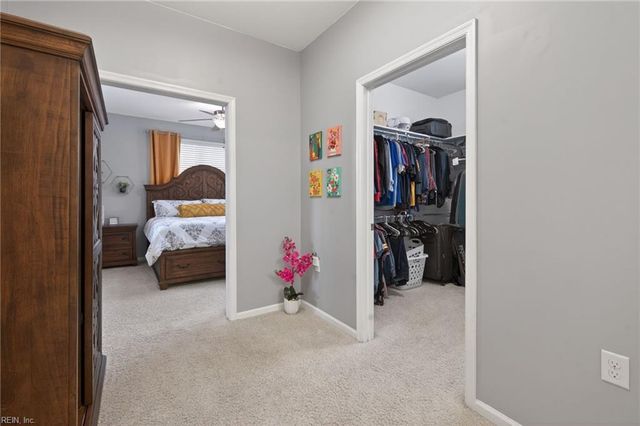 729 Lacy Oak DR, Chesapeake, VA 23320