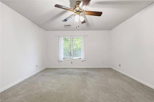 2609 Spring Bridge Circle, Greensboro, NC 27410