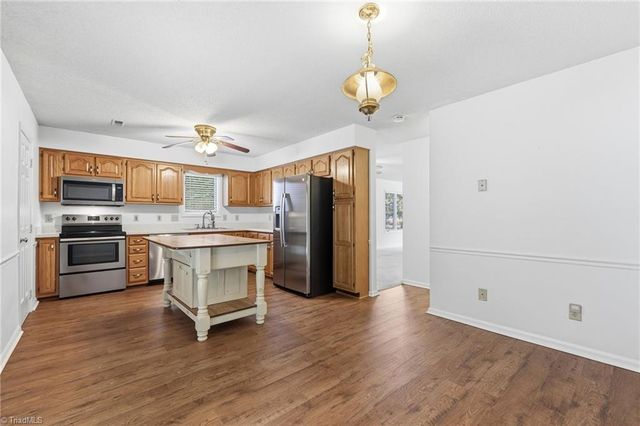 2609 Spring Bridge Circle, Greensboro, NC 27410