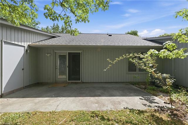 2609 Spring Bridge Circle, Greensboro, NC 27410