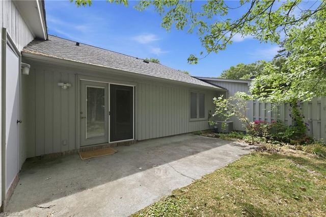 2609 Spring Bridge Circle, Greensboro, NC 27410