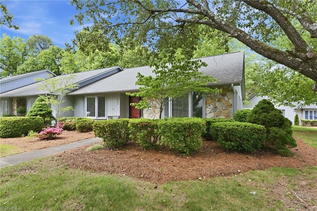 2609 Spring Bridge Circle, Greensboro, NC 27410